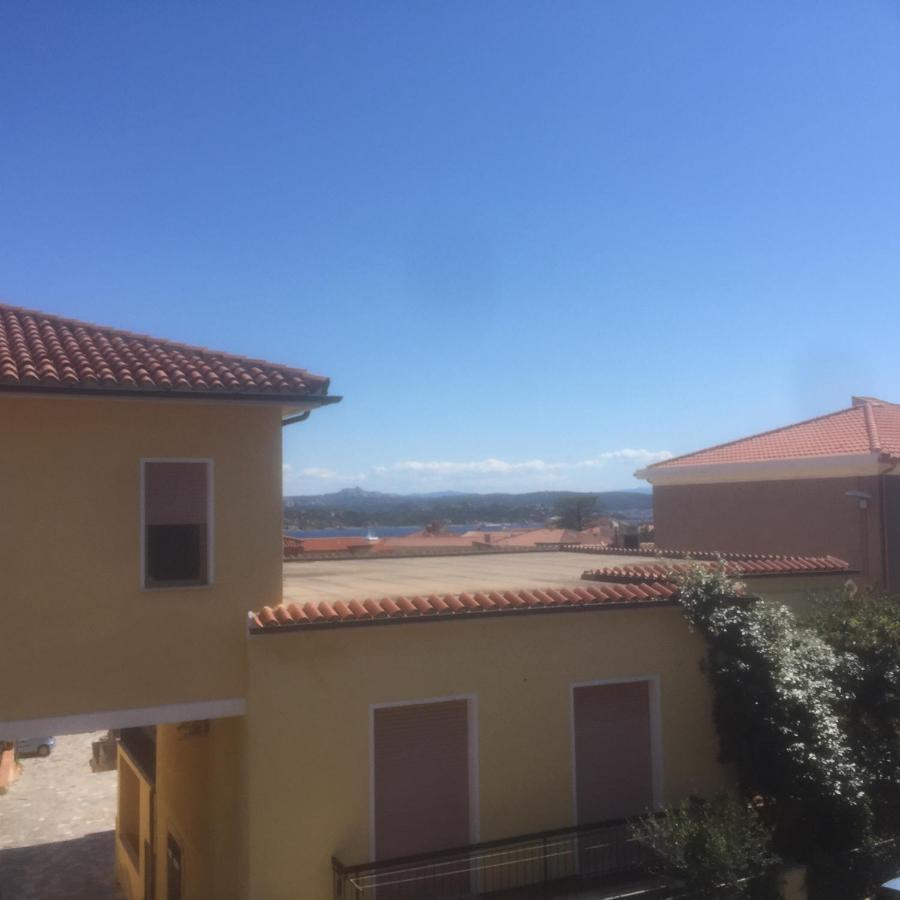 A Due Passi Rooms La Maddalena  Exteriér fotografie